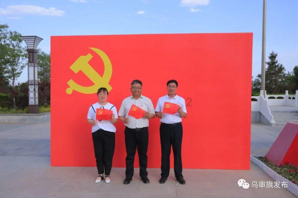 男朋友对我说不想以后婚姻浑浑噩噩对我没感情了！游戏画面